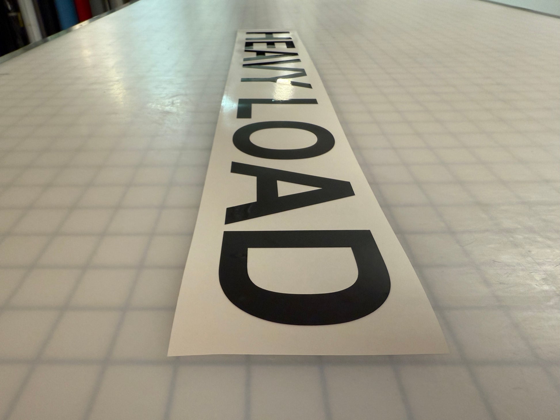 "HEAVY LOAD" 3"x26" Reflective Decal Bold - Reflective Pro