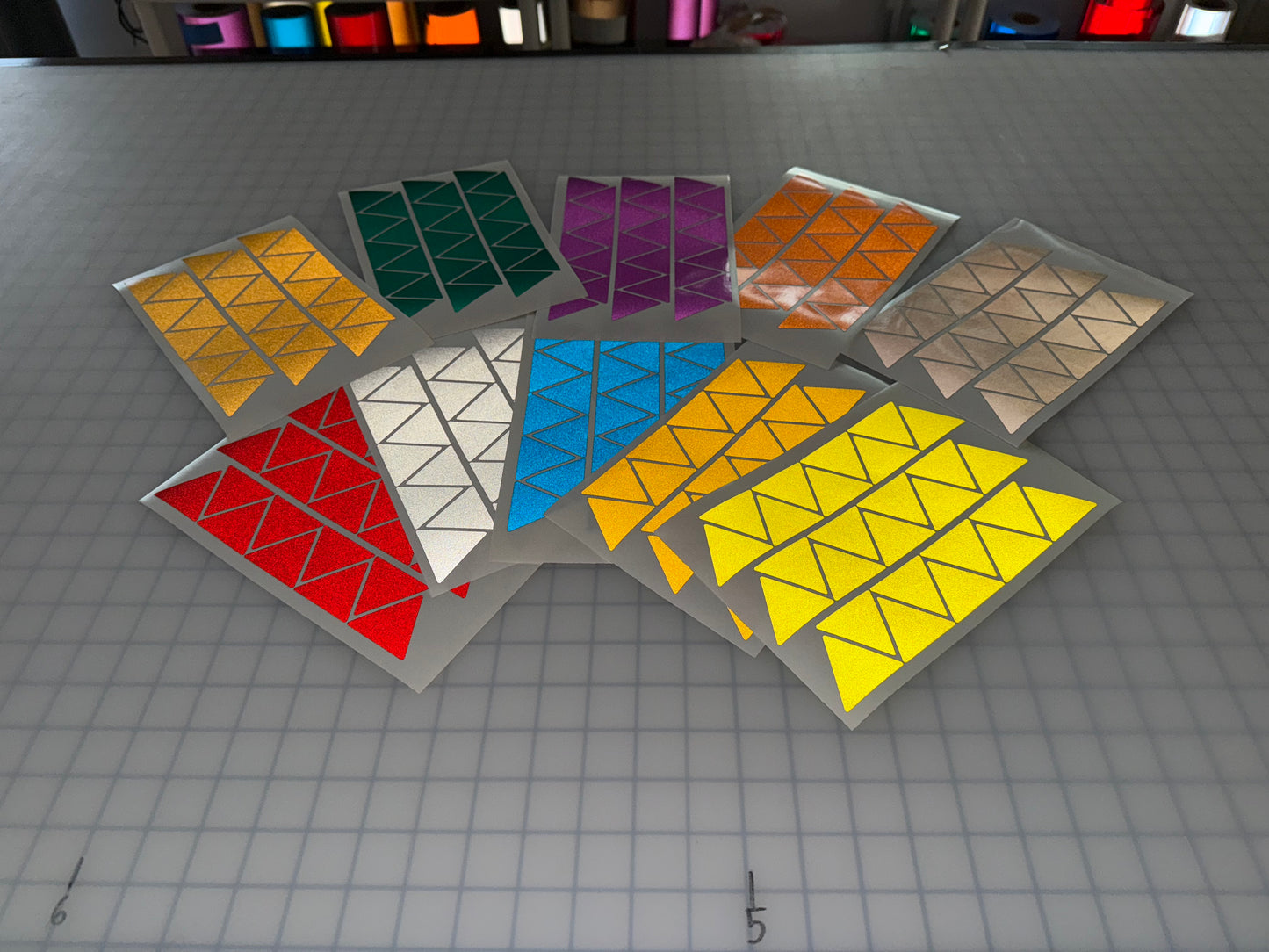 27 Reflective 1.5" ELG Triangles - Reflective Pro