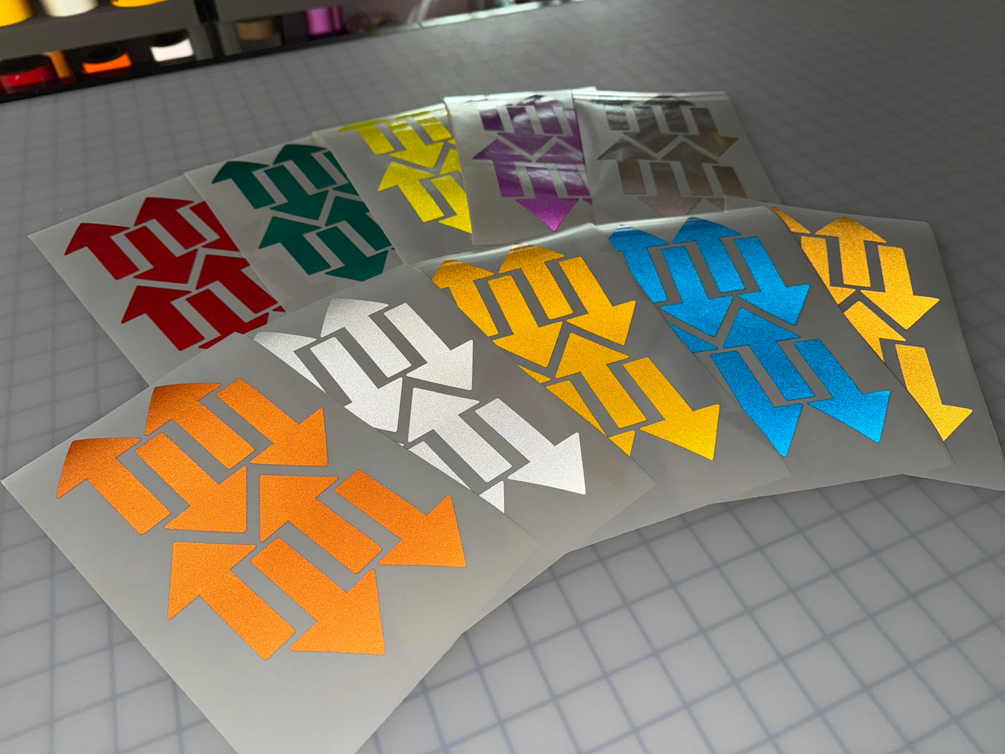 8 Reflective 2" x 3.4" ELG Arrows