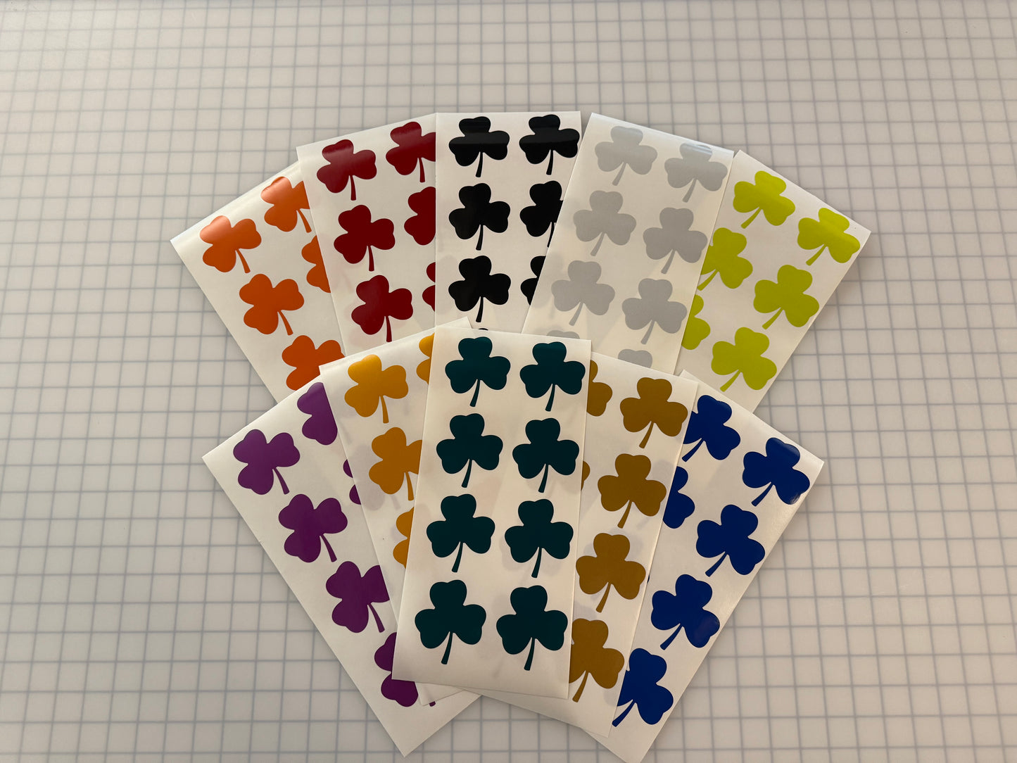 8 Reflective 2.5" ELG Lucky Clover Flowers