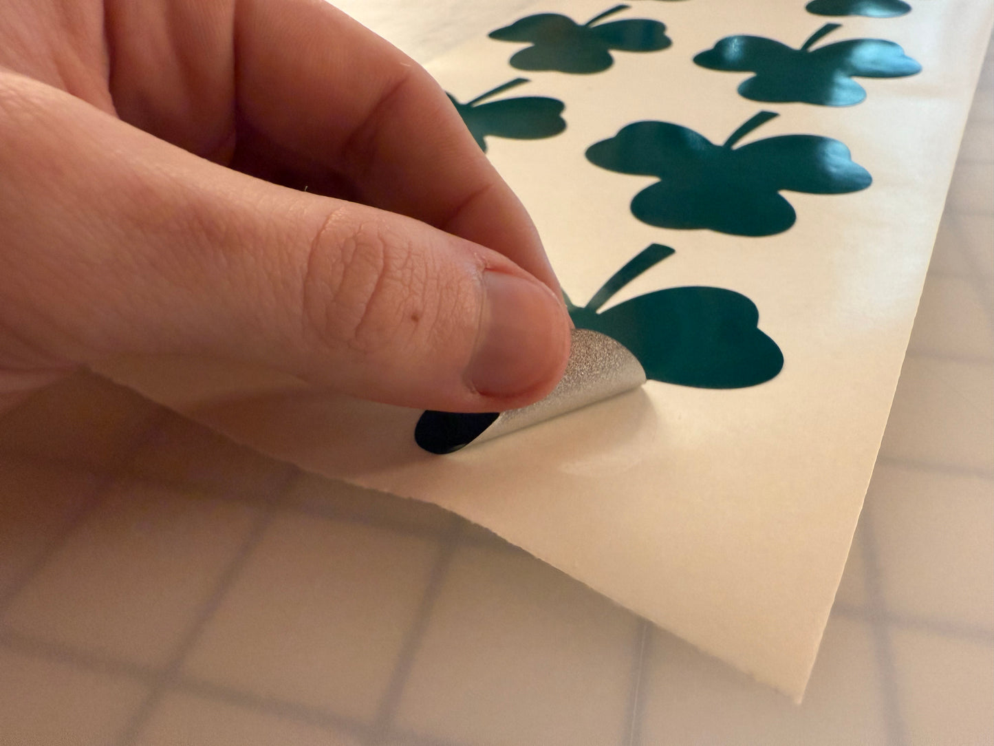 8 Reflective 2.5" ELG Lucky Clover Flowers