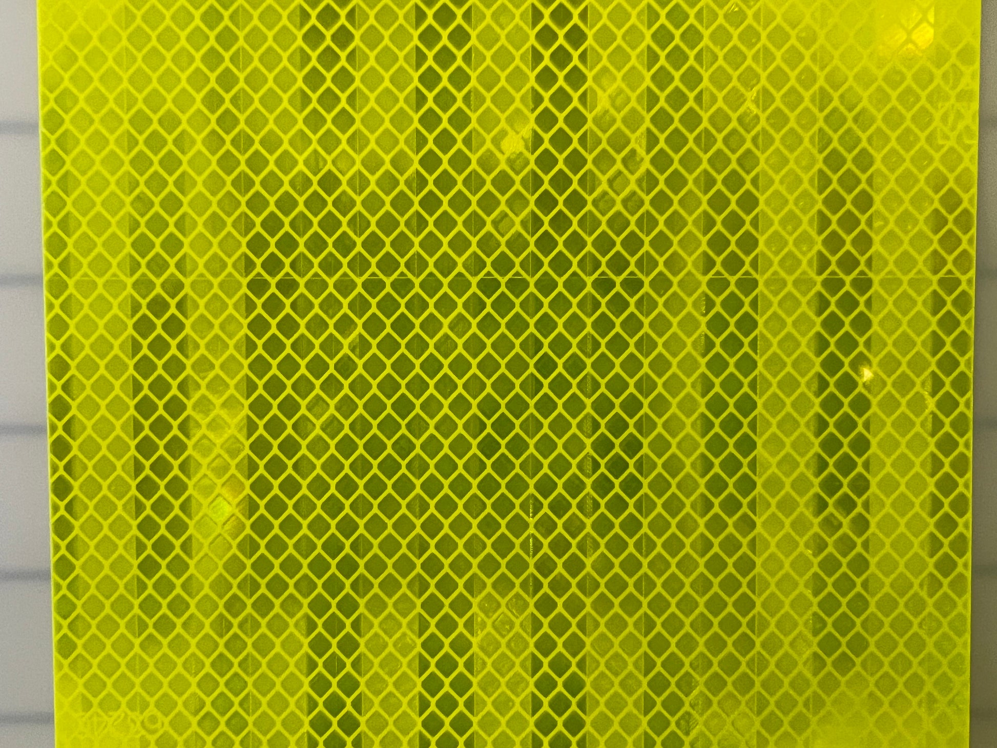 3M 3930 Fluorescent Lime HIP - Reflective Pro