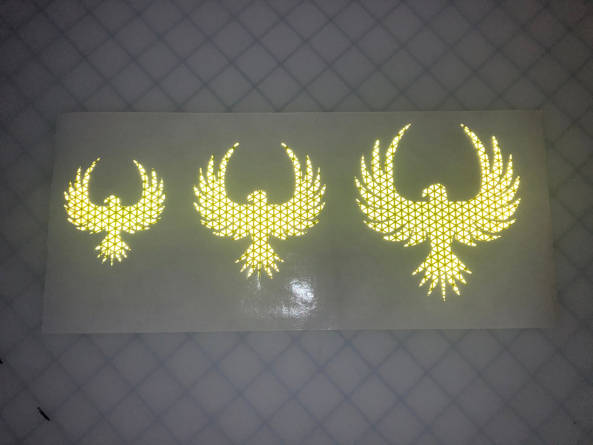 Reflective Prismatic "Phoenix" Sticker Oralite V98 - Reflective Pro