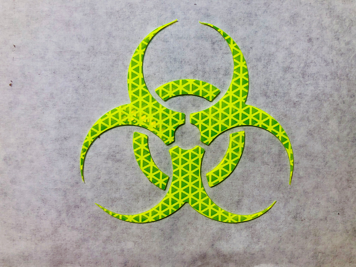 Reflective Prismatic "Biohazard" Sticker Oralite V98 - Reflective Pro