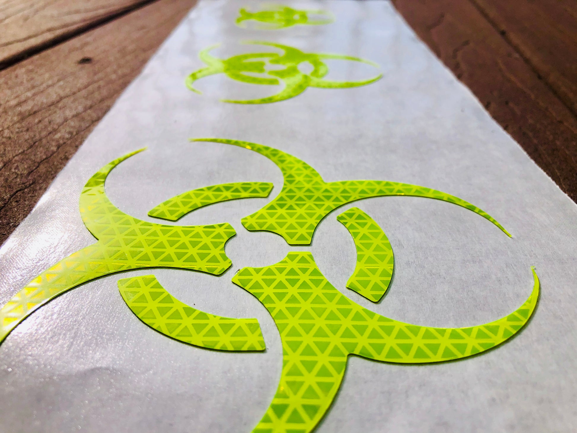 Reflective Prismatic "Biohazard" Sticker Oralite V98 - Reflective Pro