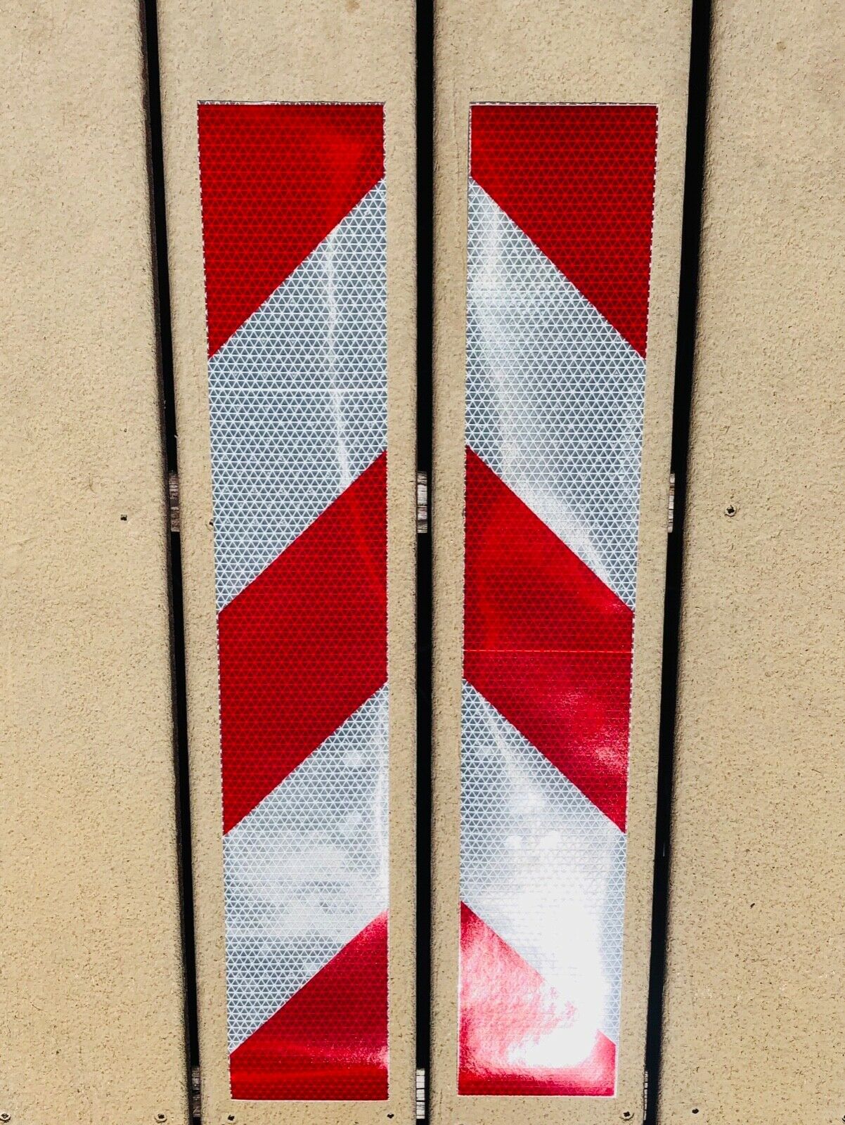 Vertical White & Red Reflective Chevron Panels (Multiple Sizes) - Reflective Pro
