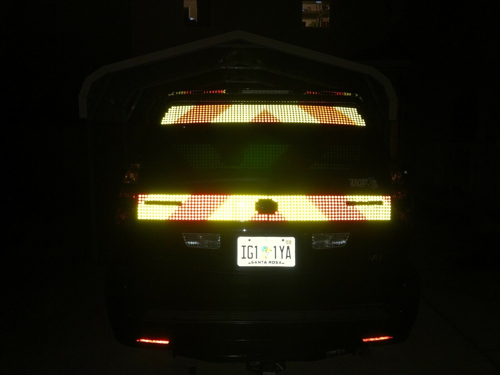 Reflective Dot Chevron Panel - Reflective Pro