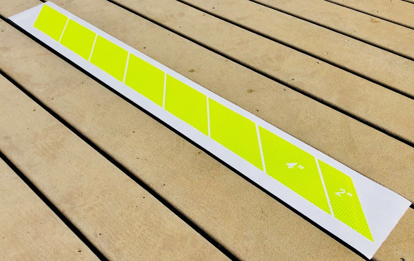 Reflective Chevron Diagonals V98 4" Tetrahedrons - Reflective Pro