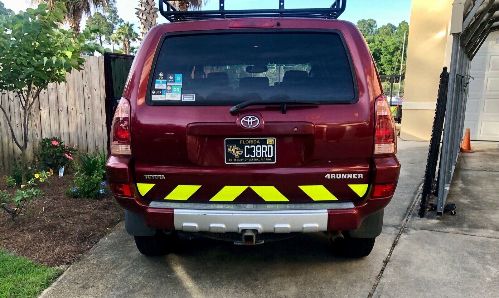 Reflective Chevron Diagonals V98 4" Tetrahedrons - Reflective Pro