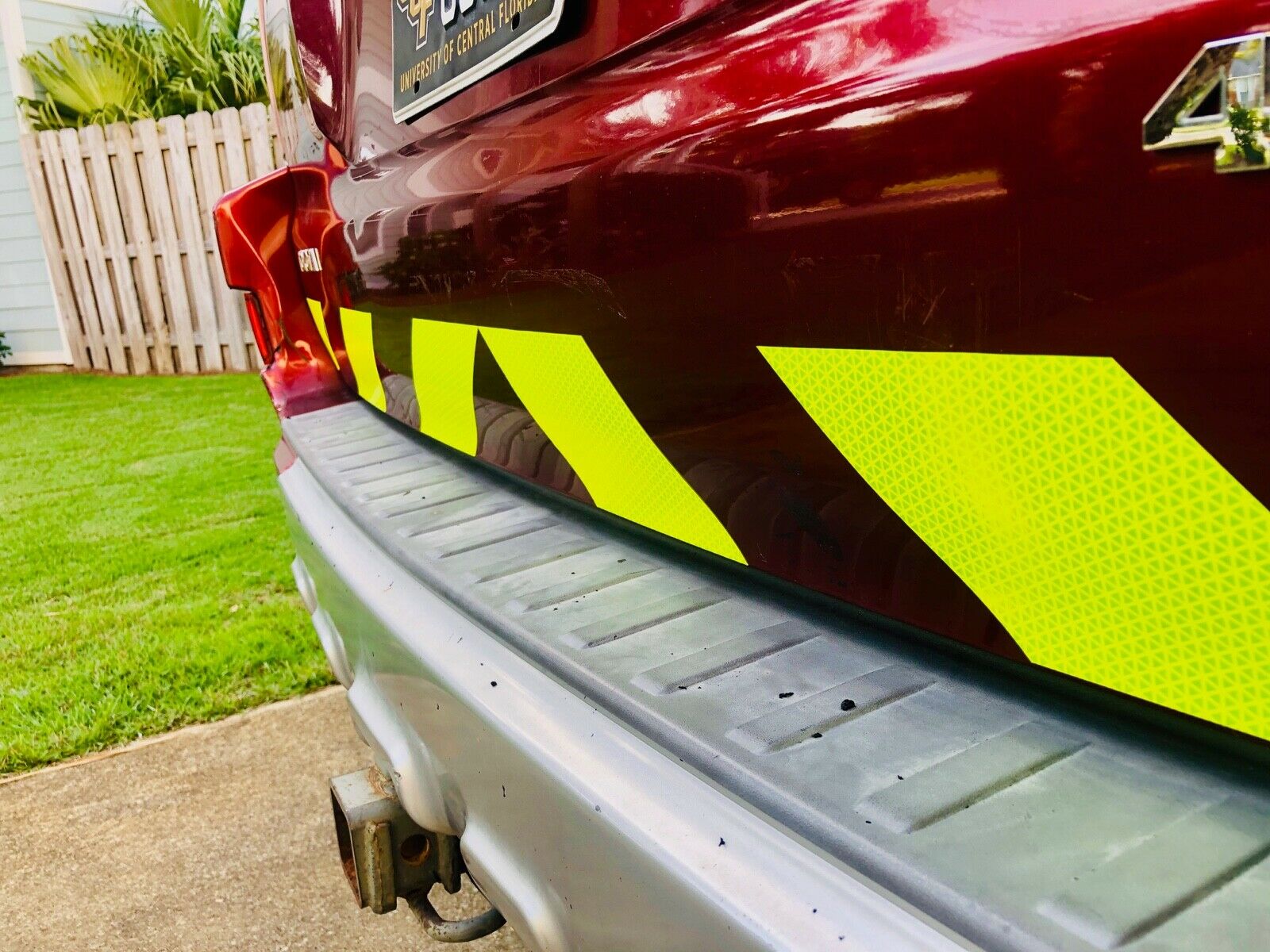 Reflective Chevron Diagonals V98 4" Tetrahedrons - Reflective Pro