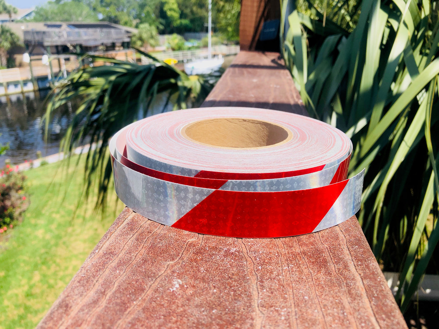 Oralite V82 White/Red Hazard Striped - Reflective Pro
