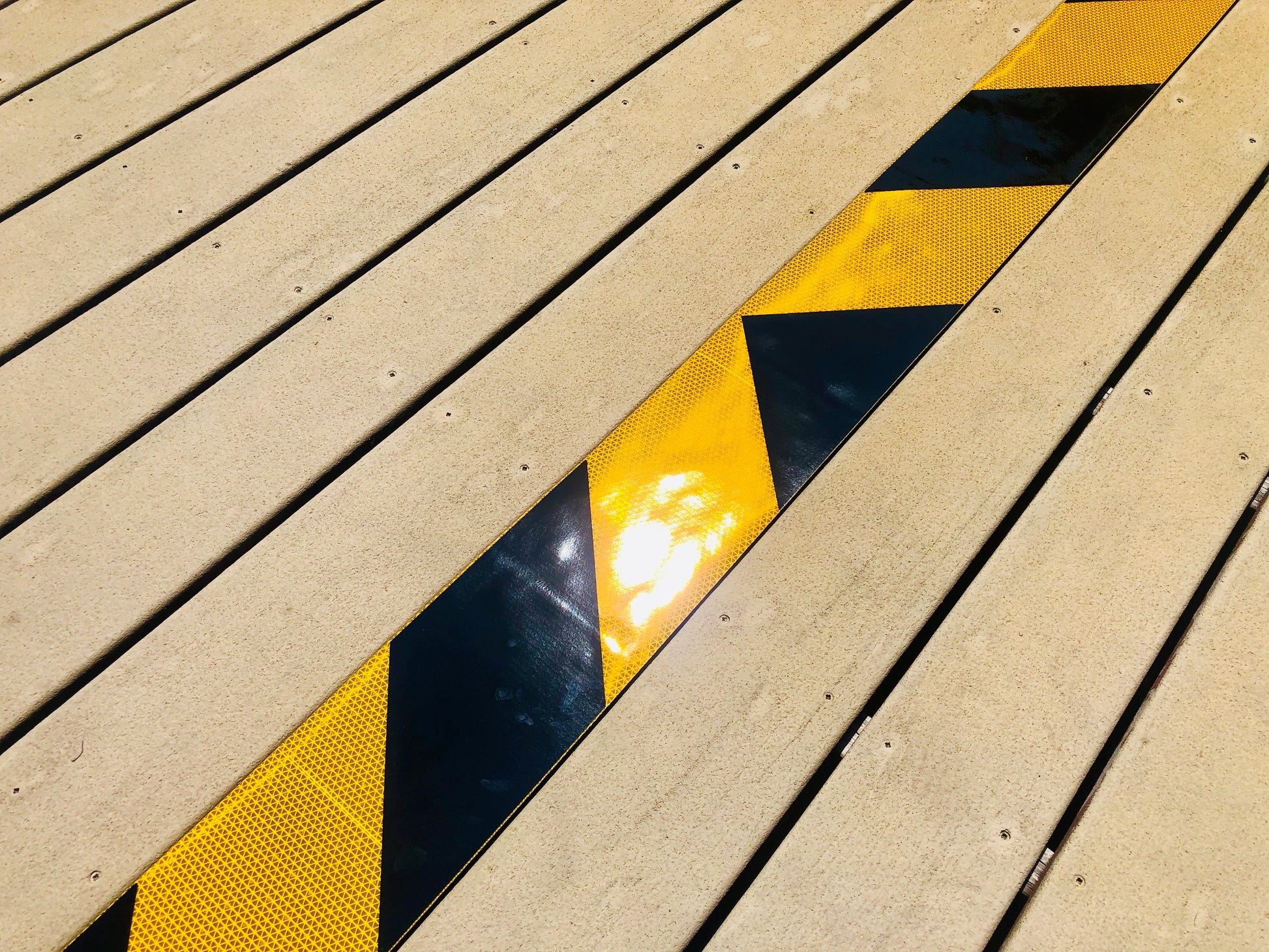 Schoolbus Yellow & Black Reflective Chevron Panel (Multiple Sizes) - Reflective Pro